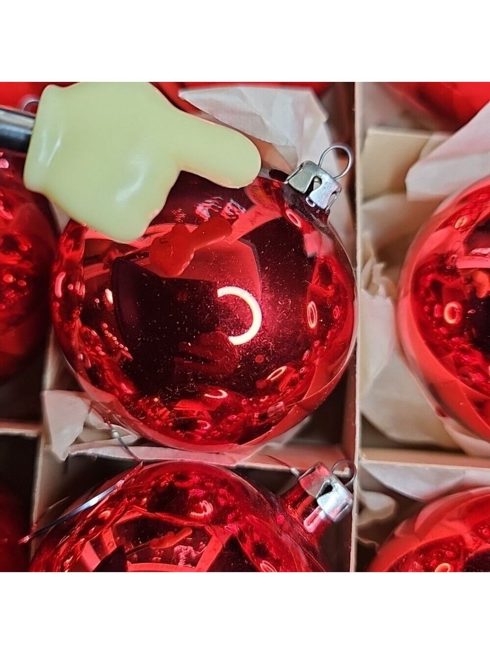 Vintage Poland Christmas Ornaments Baubles Set Of 12 RED Shiny Glass - Picture 6 of 16
